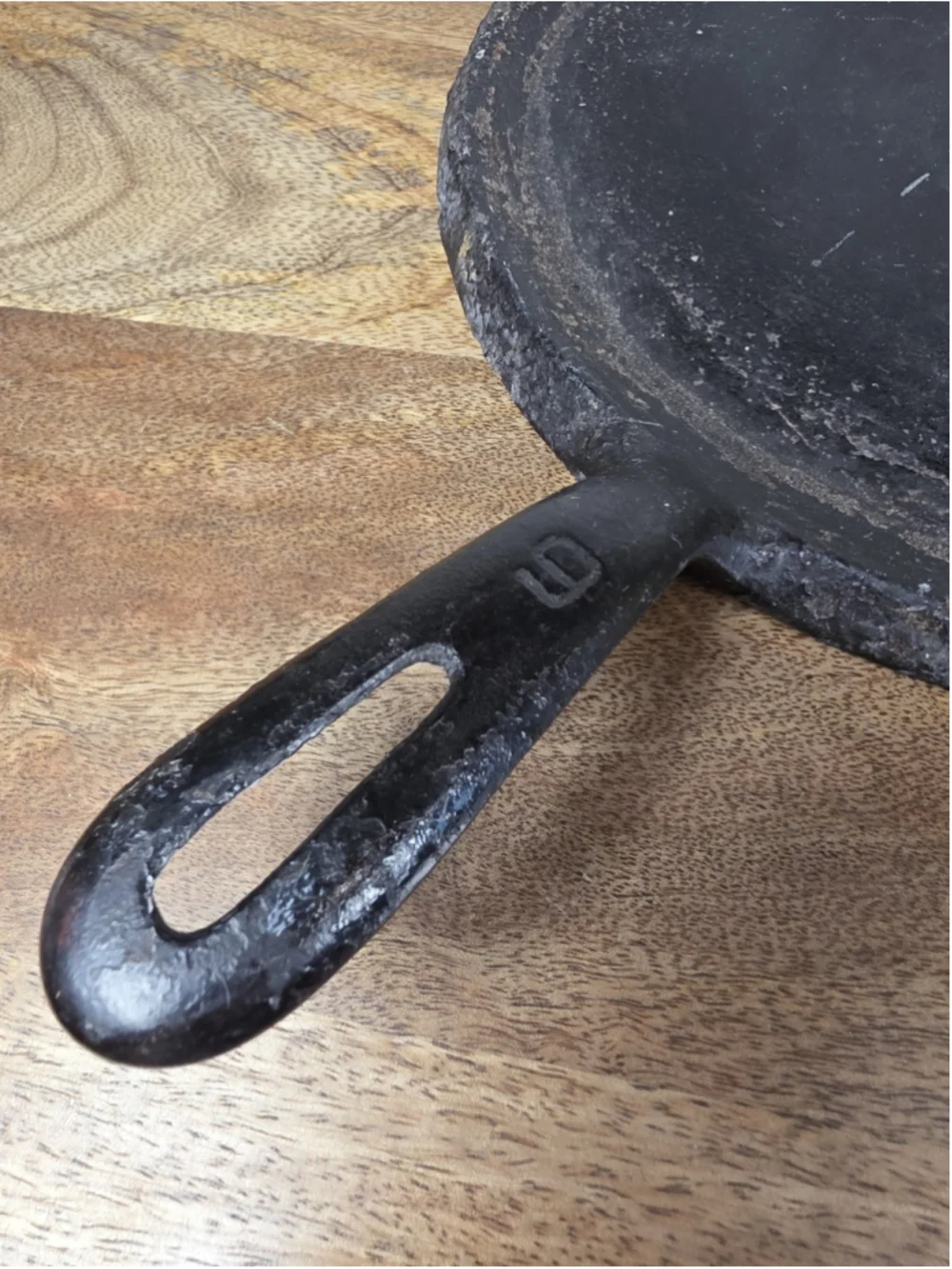 Vintage Wagner Ware #9 Cast Iron Griddle 10 1/4